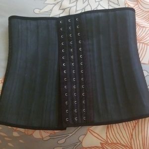 Yianna Underbust 25 Latex Sport Waist Sincher